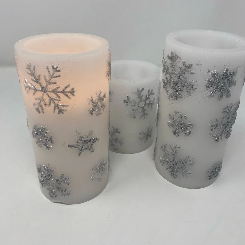 Set of 3 Silver & White Faux Snowflake Glitter Candles